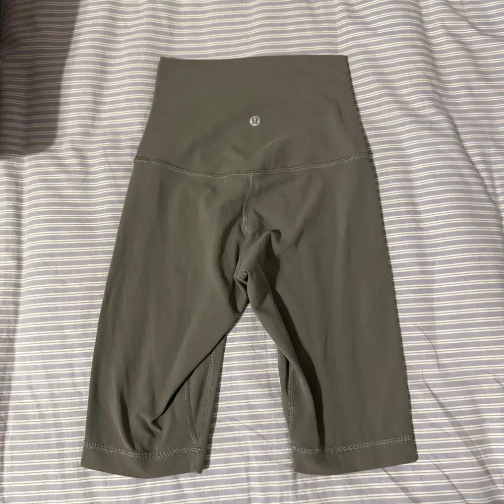 lululemon Athletica Align Short - Picture 2 of 4